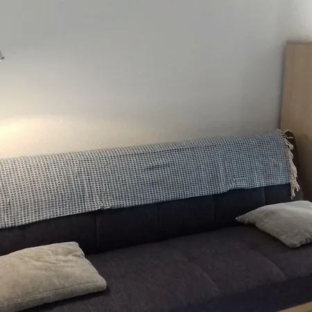 Bel Confortable Et Cosy En Avec Piscine A 5 Mn De La *