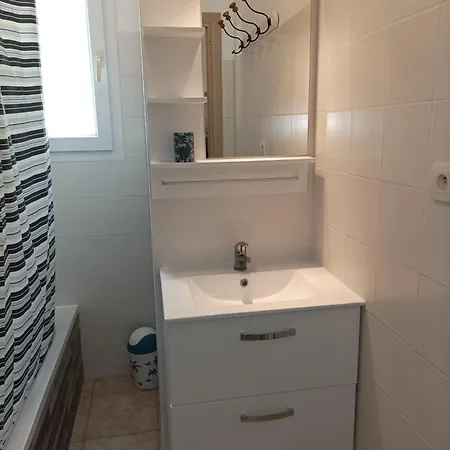 Appartement Bel Confortable Et Cosy En Résidence Avec Piscine à 5 Mn De La *