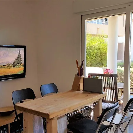 Bel Confortable Et Cosy En Avec Piscine A 5 Mn De La Apartament Linguizzetta