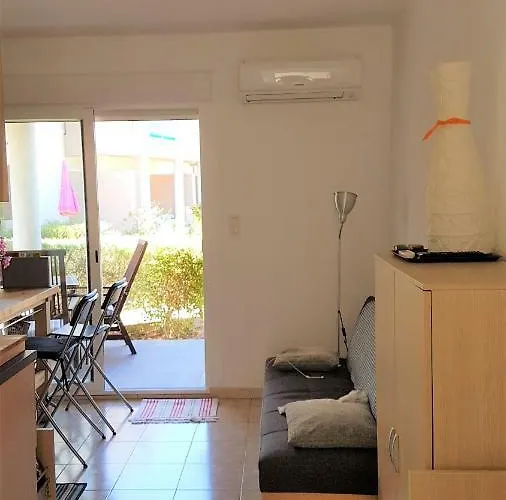 Bel Confortable Et Cosy En Avec Piscine A 5 Mn De La アパート